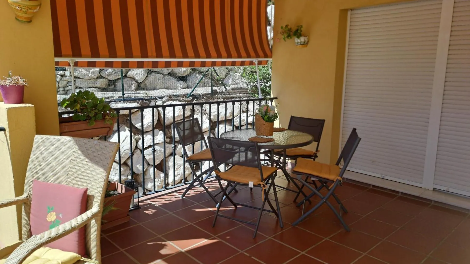 Hostel Bienvenido A Tu Habitacion La Cala De Mijas Spanje